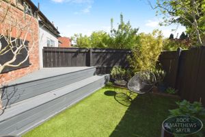 Photo 11- click for photo gallery